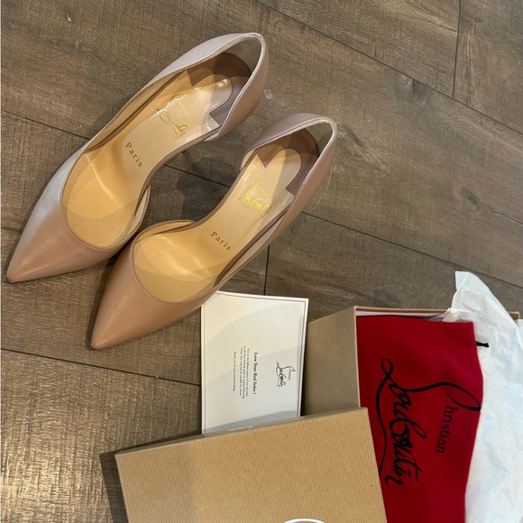 Sold Christian Louboutin Iriza Heels - Picture 9 of 15